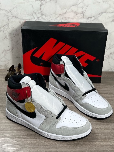 Nike Air Jordan 1 Retro High OG