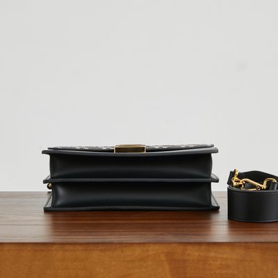 Fendi Kan U shoulder bag (T) — 4
