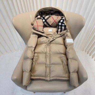 Burberry Detachable Sleeve Bideford Puffer Jacket — 3
