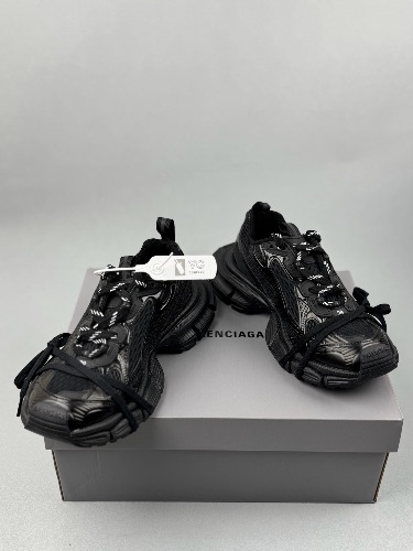 Balenciaga 3XL sneakers — 4