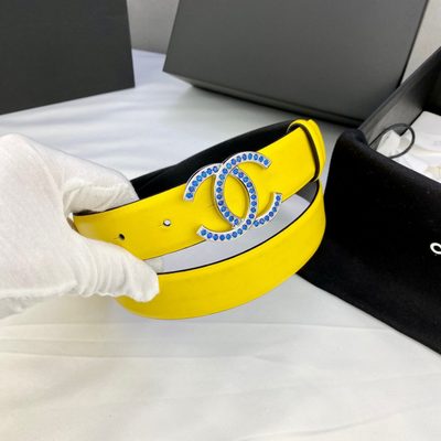 Chanel yellow patent leather belt features a signature interlocking CC buckle — 9