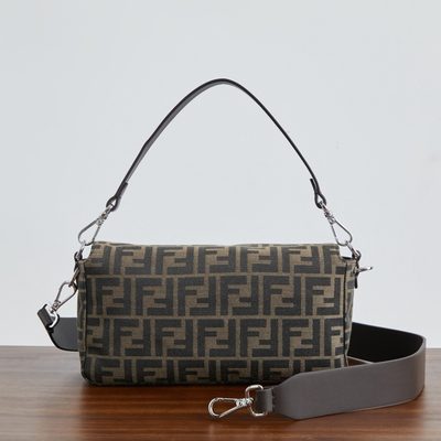 Fendi Baguette bag (T) — 3