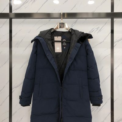 Canada Goose Women's Shelburne Parka — 4
