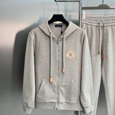 Burberry tracksuit — 4
