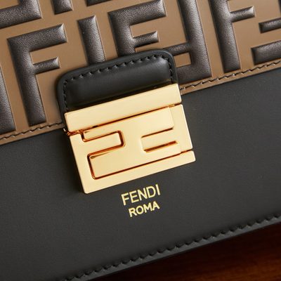 Fendi Kan U shoulder bag (T) — 5