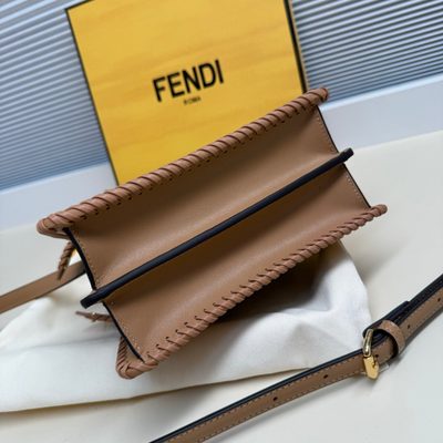 Fendi Peekaboo ISeeU bag (T) — 9