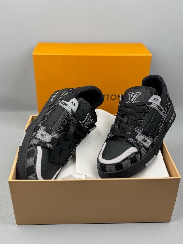 Louis Vuitton LV Trainer sneakers