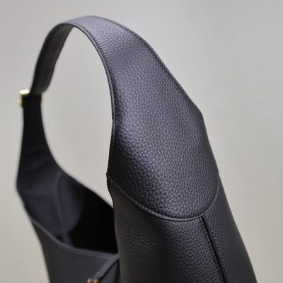 Saint Laurent Le 5 à 7 supple shoulder bag — 6