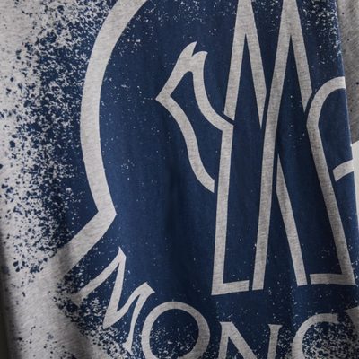 Moncler t-shirt is a grey — 5