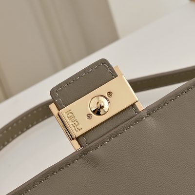 Fendi Baguette Wallet on Chain (T) — 4