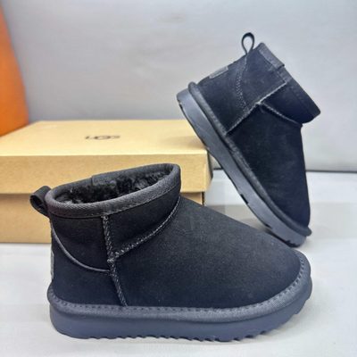 UGG Classic Ultra Mini Boots — 7