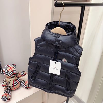 Moncler children's/junior hooded down gilet (vest) — 7