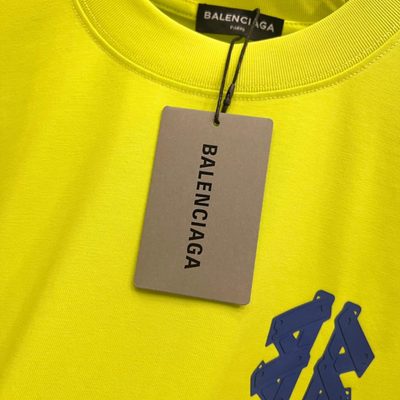 Balenciaga T-shirt — 4