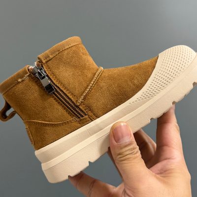 UGG-branded platform or utility-style ankle boots — 5
