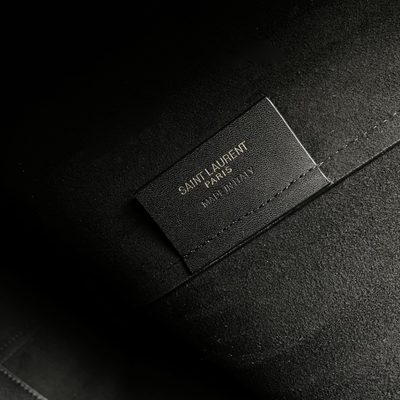 Saint Laurent North/South leather tote — 8