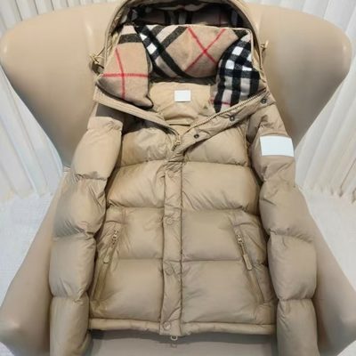 Burberry Detachable Sleeve Bideford Puffer Jacket — 4