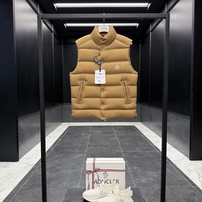 Moncler Tibb Down Gilet