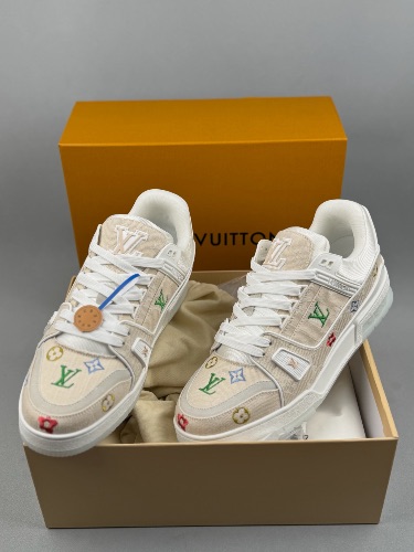 Louis Vuitton LV Trainer sneakers