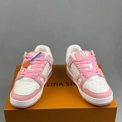 Louis Vuitton LV Trainer sneakers in pink — 4
