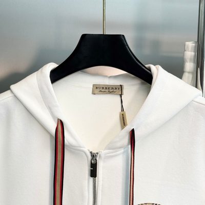 Burberry zip-up hoodie and sweatpants set — 6