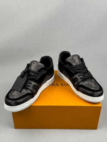 Louis Vuitton LV Trainer Sneakers in Black Monogram — 4