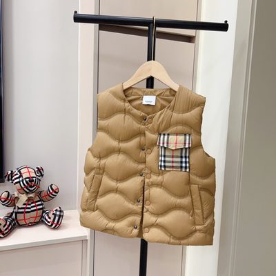 Burberry sand-beige children's or youth down puffer gilet — 5
