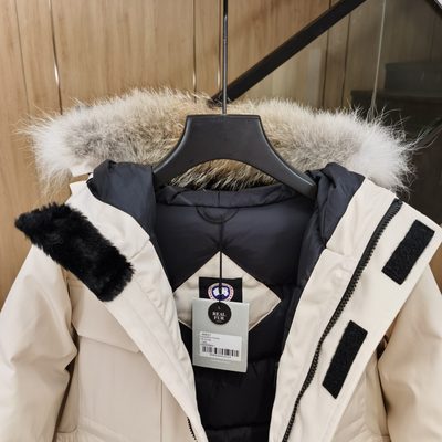 Canada Goose Expedition Parka — 8