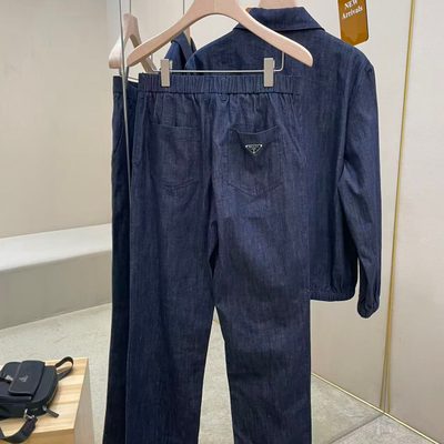 Prada matching set featuring a zip-up jacket and trousers — 6