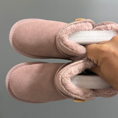 UGG Bailey Button style or similar children's and adult snow-boot