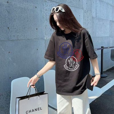 Moncler printed round neck t-shirt — 10