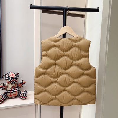 Burberry sand-beige children's or youth down puffer gilet — 8