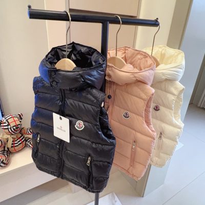 Moncler hooded puffer gilet — 9