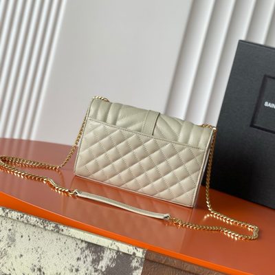 Saint Laurent grey grain de poudre textured leather envelope chain bag — 3
