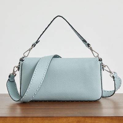 Fendi black leather Baguette shoulder bag (T) — 3