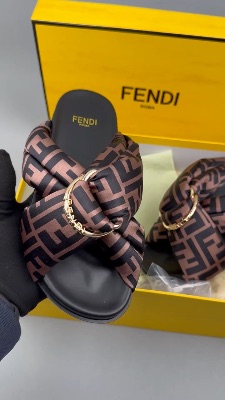 Fendi Feel FF logo sandals in brown satin with knotted straps — 5
