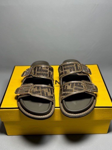 Fendi Feel FF-motif jacquard fabric slides — 3