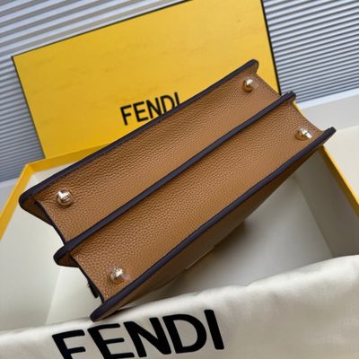 Fendi Peekaboo ISeeU bag (T) — 9