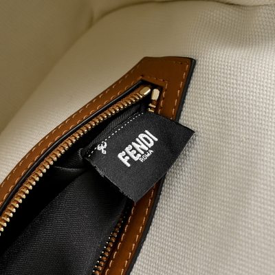 Fendi Baguette bag (T) — 8