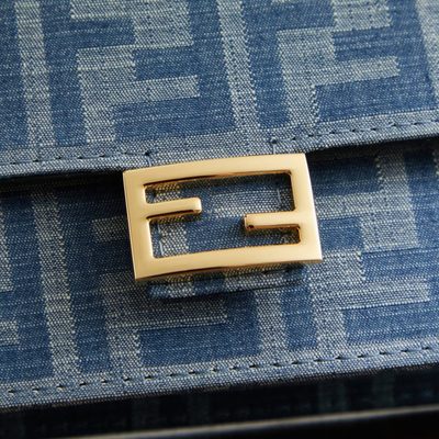 Fendi Wallet On Chain Baguette (T) — 5