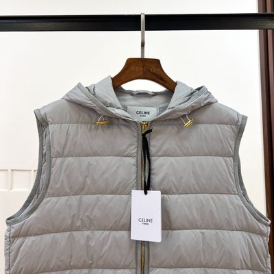 Moncler Reposse 3-in-1 Wool & Cashmere Short Down Jacket, which includes a detachable hooded quilted — 8