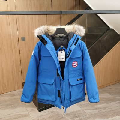Canada Goose Expedition Parka — 6