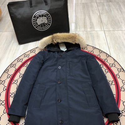Canada Goose Chateau Parka — 4