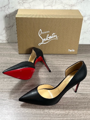Christian Louboutin Iriza 85 black patent leather pumps — 4