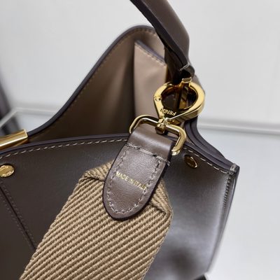 Fendi Peekaboo X-Lite handbag (T) — 3