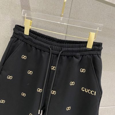 Gucci shorts — 3