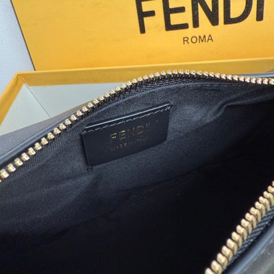 Fendi Fendigraphy bag (T) — 7
