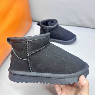 UGG Classic Ultra Mini Boots — 8
