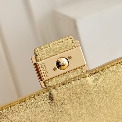 Fendi Baguette Wallet on Chain (T) — 4