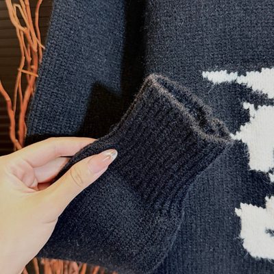 Burberry Knight Wool Cashmere Sweater — 7