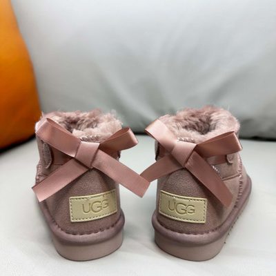 UGG short-shaft suede-style ankle boots — 3